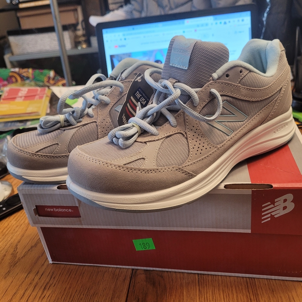 Ladies Sneakers